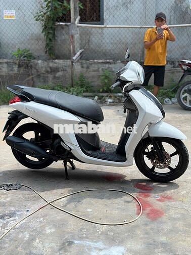 Yamaha Janus Trắng Khóa thông minh biển 95 máy êm
