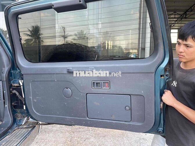 Mitsubishi Pajero V43 Xanh nhập nhật