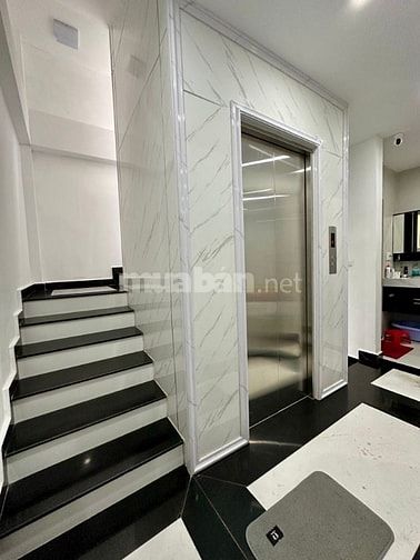 Nhà Xây Mới Đại La-Lô Góc 53m2-MT 6m-6Tầng-Thang Máy-Gara ÔTÔ-20Tỷ500