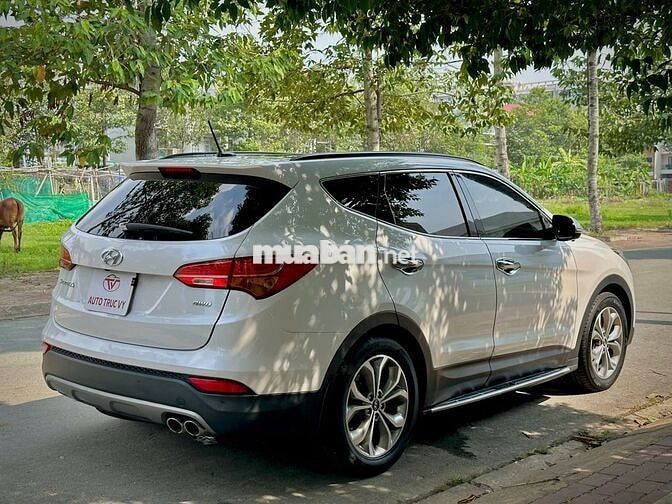 Hyundai Santafe 2015 Full xăng Trắng
