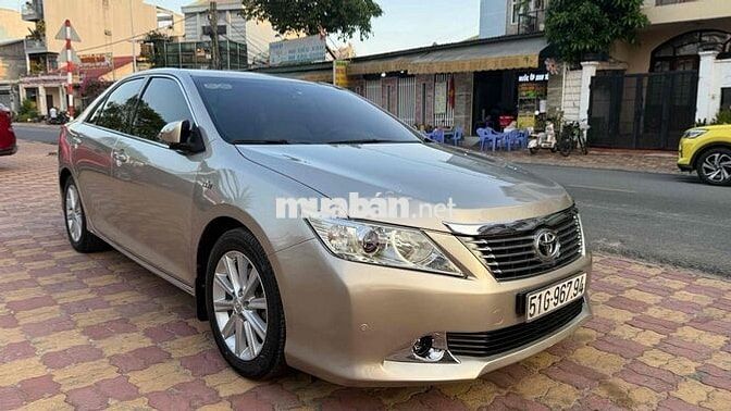 Toyota Camry 2014 2.5G Vàng cát