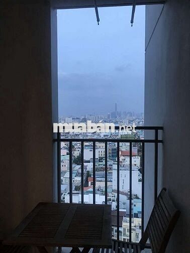 newton Residences 75m2,2pn full nthat giá 20tr ở liền
