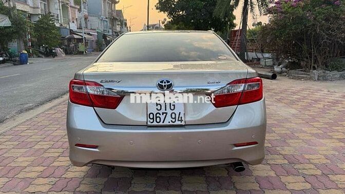 Toyota Camry 2014 2.5G Vàng cát