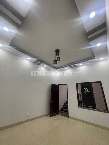 Bán nhà Bình Long, Tân Phú.DT 4.2x18. Đúc 2 Lầu MỚI ở ngay, nhỉnh 6 TỶ