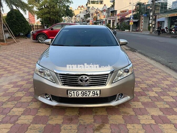 Toyota Camry 2014 2.5G Vàng cát