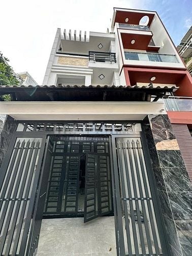 Bán nhà Bình Long, Tân Phú.DT 4.2x18. Đúc 2 Lầu MỚI ở ngay, nhỉnh 6 TỶ