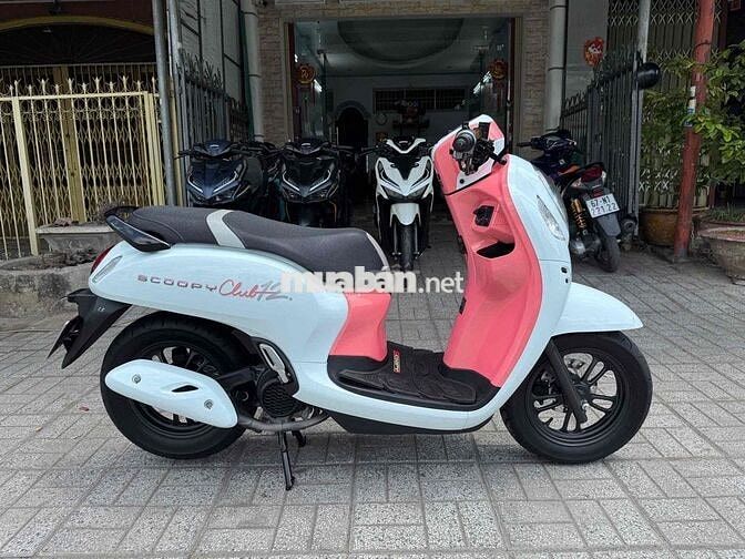 Honda Scoopy Thái 2024 5000 km Trắng hồng