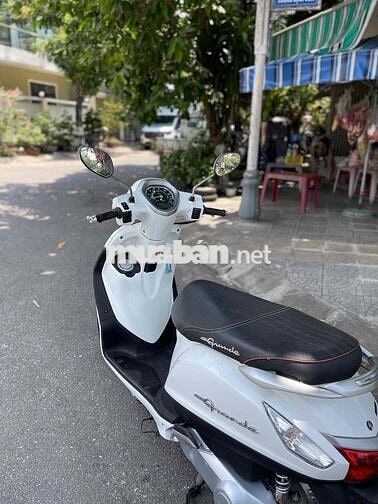 Yamaha Grande màu Trắng