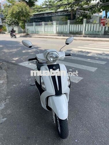 Yamaha Grande màu Trắng