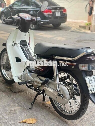 Honda Dream màu Trắng nâu xe nguyên bản không lỗi