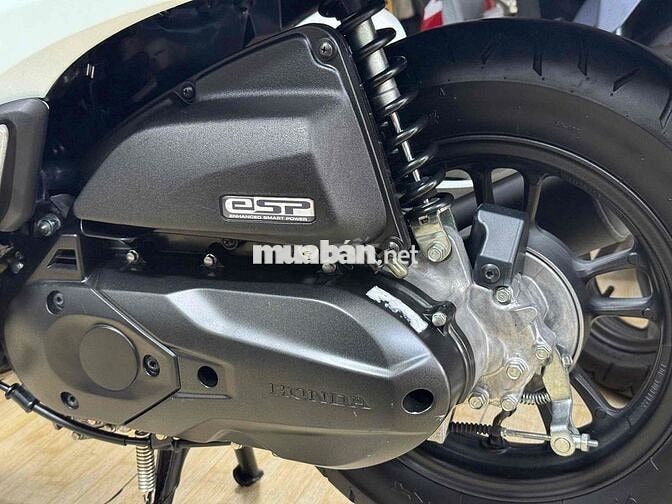 Honda Scoopy Thái 2024 5000 km Trắng hồng