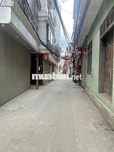 Cầu bươu 33m 5t 1 lửng,đầy đủ công năng,ôtô dừng đỗ cách 10m,an sinh