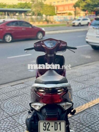 Honda Vision Đỏ mận