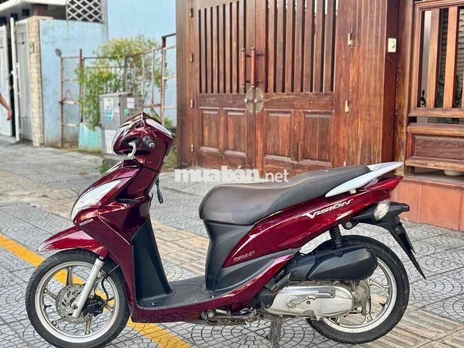 Honda Vision Đỏ mận