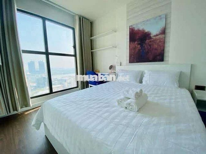 Thuê 2PN Nhà Đẹp View Pháo Hoa ở SG Royal Q4 gần Q1,Q7 L/H:***