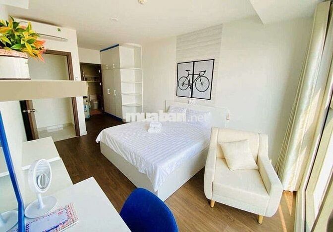 Thuê 2PN Nhà Đẹp View Pháo Hoa ở SG Royal Q4 gần Q1,Q7 L/H:***