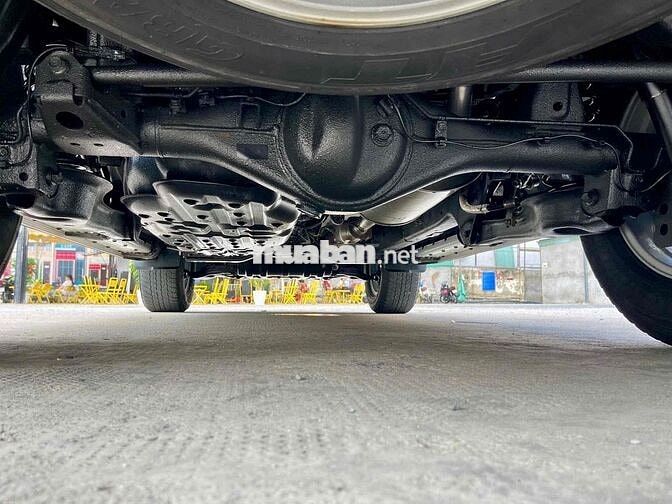 Toyota Fortuner 2017 Bạc 26.000 km
