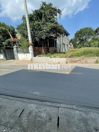 CẦN BÁN ĐẤT LÔ ĐẤT FULL THỔ CƯ DO NGÂN HÀNG ĐÒI