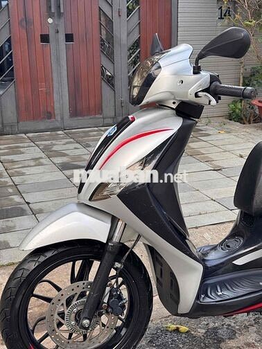 Piaggio Medley 125ABS Bạc 45000 km