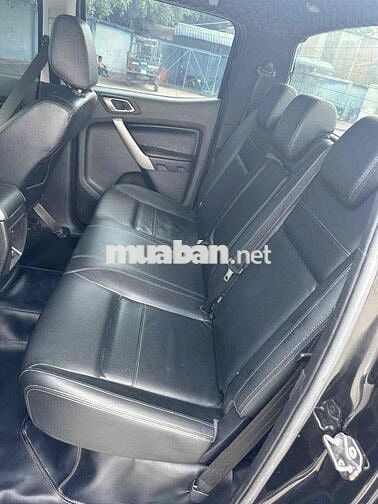 Ford Ranger Limited Đen 5 chỗ