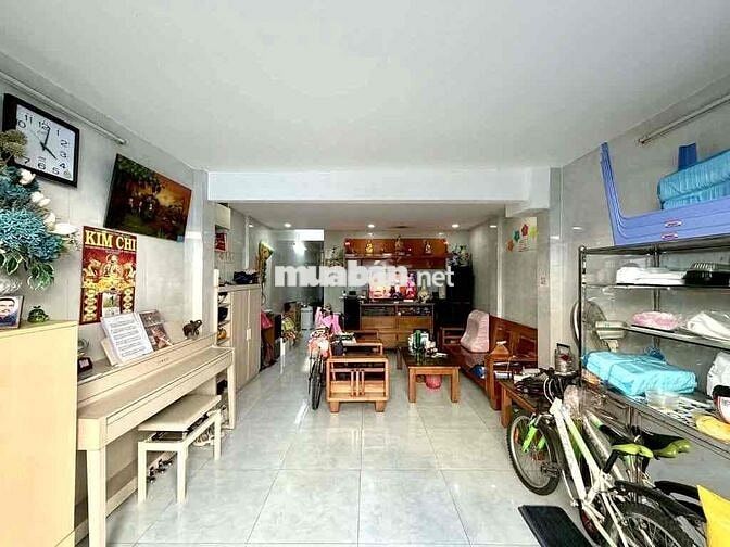 Nhà MT xe hơi đậu cửa, 54m2 chỉ 5.6T, Đ.Bến vân đồn ngsy Vĩnh khánh.