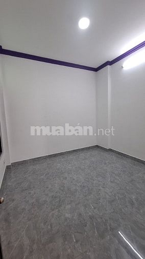 Nhà mới tuyệt đẹp, 1trệt, 1lầu, ST. Ngang 3,7m/NH4m x Dài 14,2m
