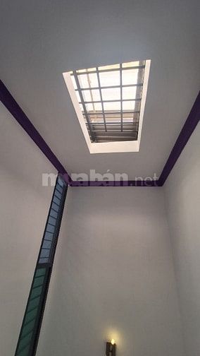 Nhà mới tuyệt đẹp, 1trệt, 1lầu, ST. Ngang 3,7m/NH4m x Dài 14,2m