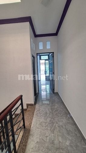 Nhà mới tuyệt đẹp, 1trệt, 1lầu, ST. Ngang 3,7m/NH4m x Dài 14,2m