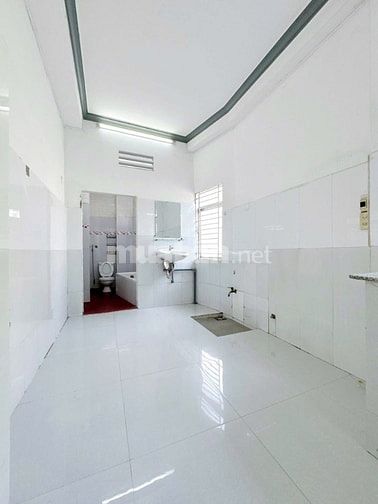  NHÀ TRỆT LẦU TRUNG TÂM NINH KIỀU LẤY HỘ KHẨU CHO CON