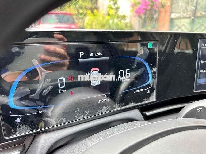 Hyundai Accent 2025 1.5 AT 21.000km Trắng 1 chủ