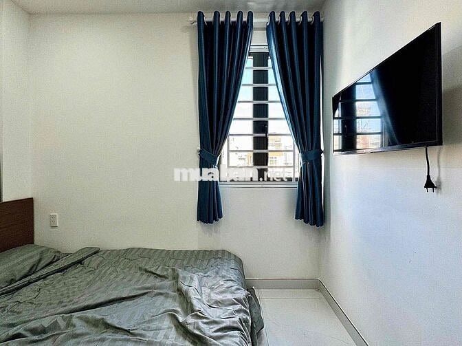 Căn hộ 2 Phòng ngủ Full nội thất ngay Phan Xích Long