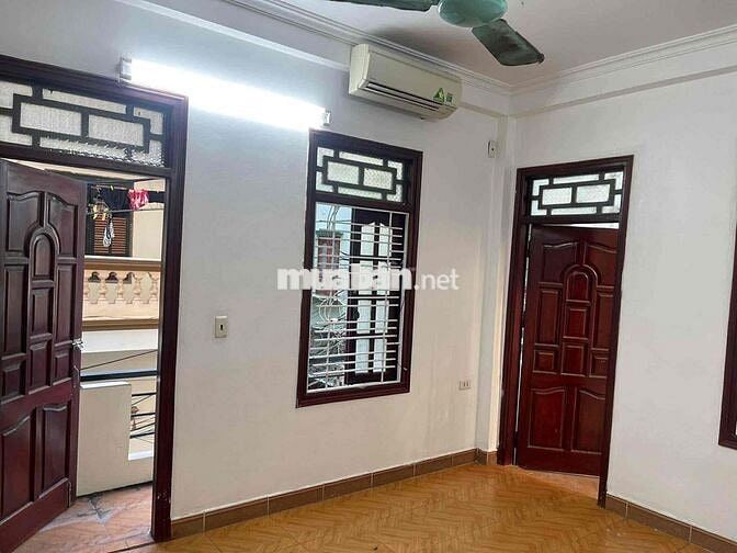 Cho Thuê nhà 5 Tầng 4PN TÂY HỒ . ÔTÔ Đỗ Cửa