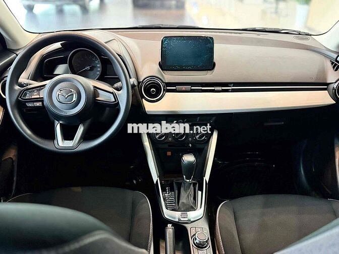 Mazda 2 Nhập Thái Giá chỉ 399 triệu