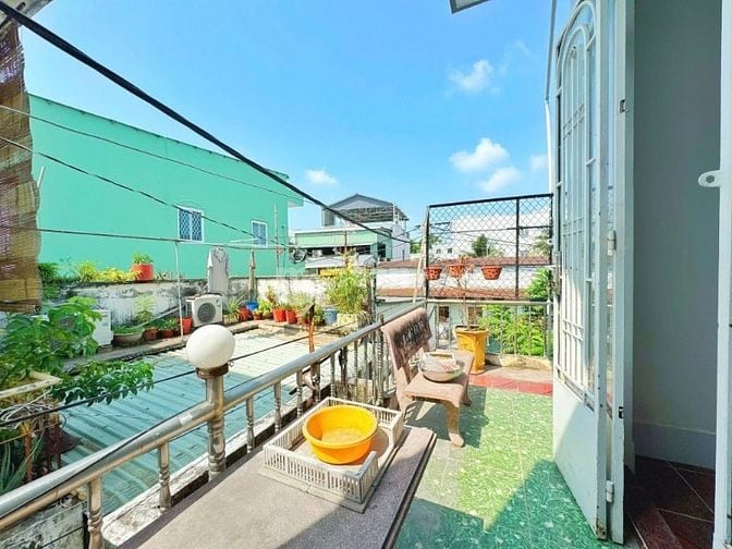  NHÀ TRỆT LẦU TRUNG TÂM NINH KIỀU LẤY HỘ KHẨU CHO CON