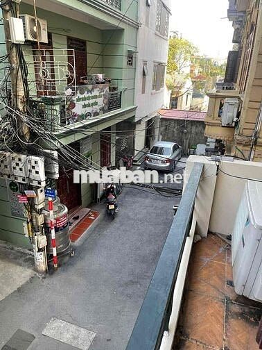 Cho Thuê nhà 5 Tầng 4PN TÂY HỒ . ÔTÔ Đỗ Cửa
