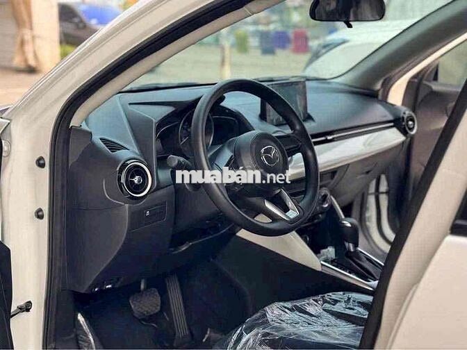 Mazda 2 Nhập Thái Giá chỉ 399 triệu