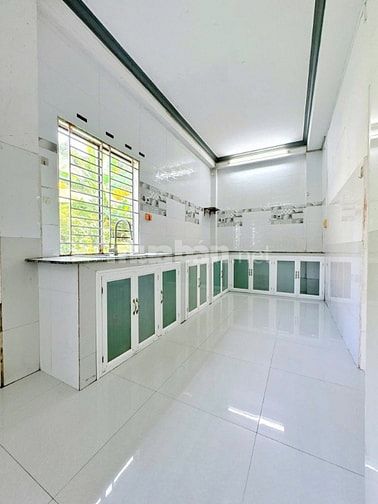  NHÀ TRỆT LẦU TRUNG TÂM NINH KIỀU LẤY HỘ KHẨU CHO CON