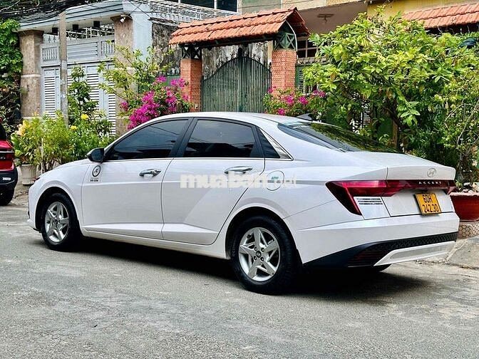 Hyundai Accent 2025 1.5 AT 21.000km Trắng 1 chủ