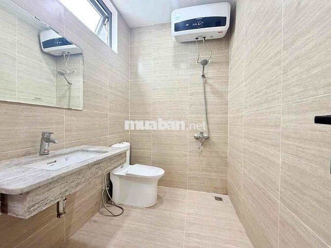 Căn Hộ 40m2 siêu rộng gần Ngã Tư Hàng Xanh, Metro Tân Cảng, New 100%