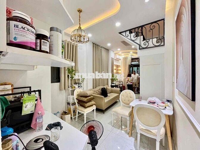 CHO THUÊ NHÀ 3PN FULL NỘI THẤT HXH NGAY TRUNG TÂM PHÚ NHUẬN CHỈ 17TR