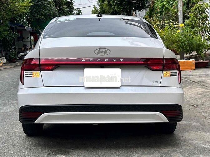 Hyundai Accent 2025 1.5 AT 21.000km Trắng 1 chủ