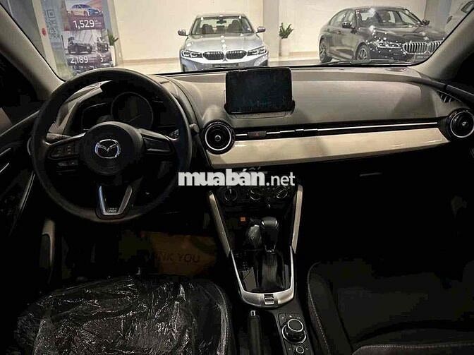 Mazda 2 Nhập Thái Giá chỉ 399 triệu
