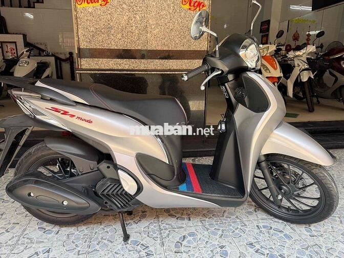 Honda SH Mode ABS 2025 Cao cấp Bạc nhám Chạy 800Km