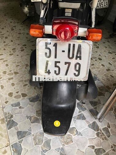 Honda Zumer màu Trắng