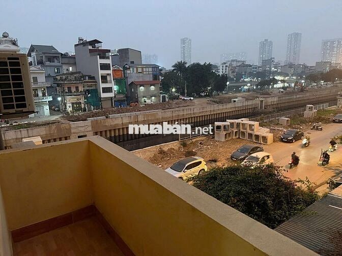 Cho thuê nhà căn góc 82 ngô quyền hà đông, 110m nhà 3 tầng, kinh doanh