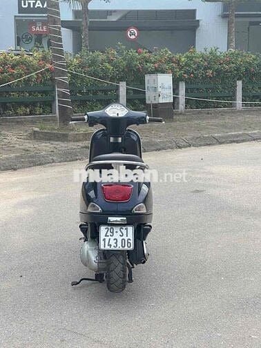 Piaggio Vespa ie màu Xanh