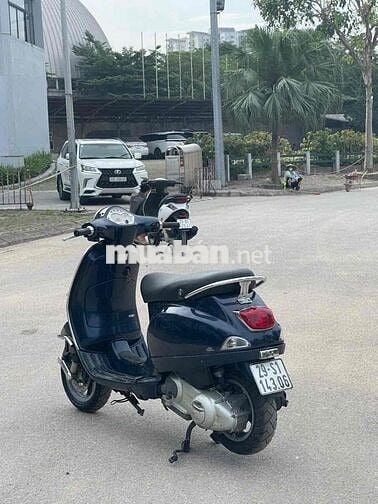 Piaggio Vespa ie màu Xanh