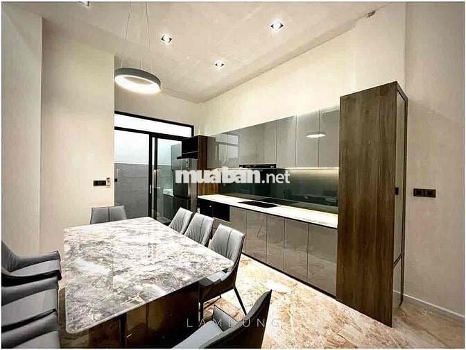 🔥 SIÊU PHẨM MẶT TIỀN ĐƯỜNG ĐÔI – VIEW CÔNG VIÊN – CÓ THANG MÁY 🔥