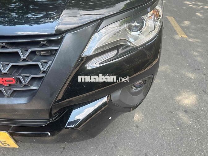 Toyota Fortuner 2018 Đen 25 vạn