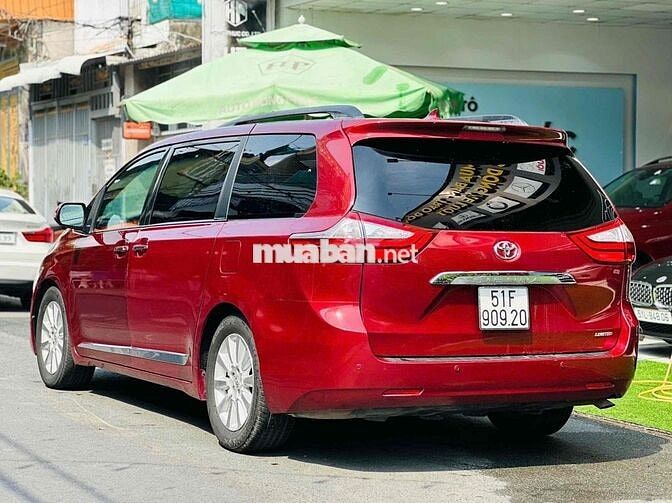 Toyota Sienna Limited Model 2013 nội thất ghế Vip